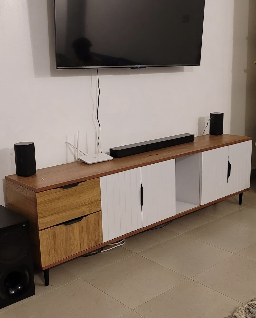 The Two-Tone Fluted Door TV Stand | Oak & White Media Unit | Mondee Furnitures