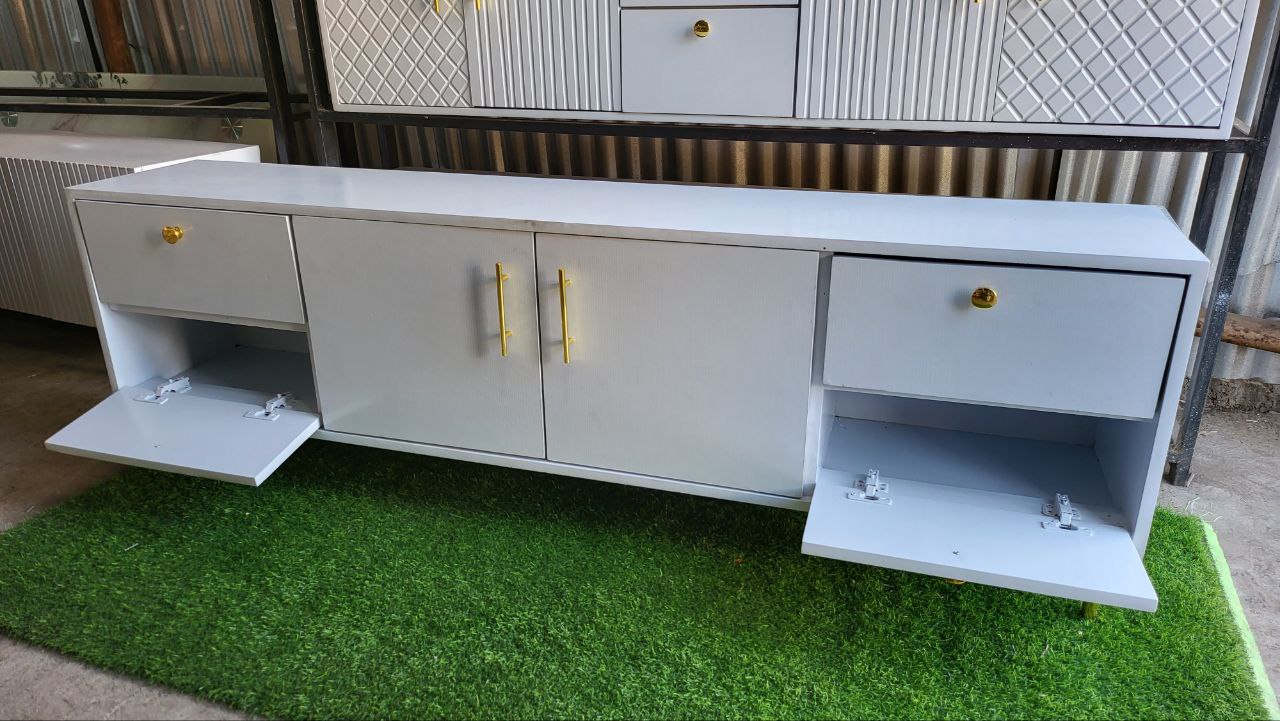 Flat Tv Stand