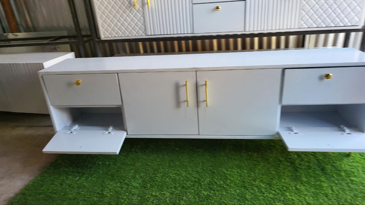 Flat Tv Stand