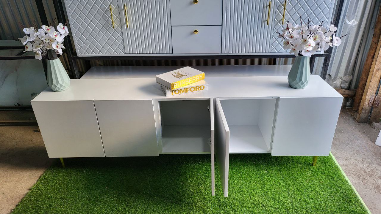 Tv Dee Stand