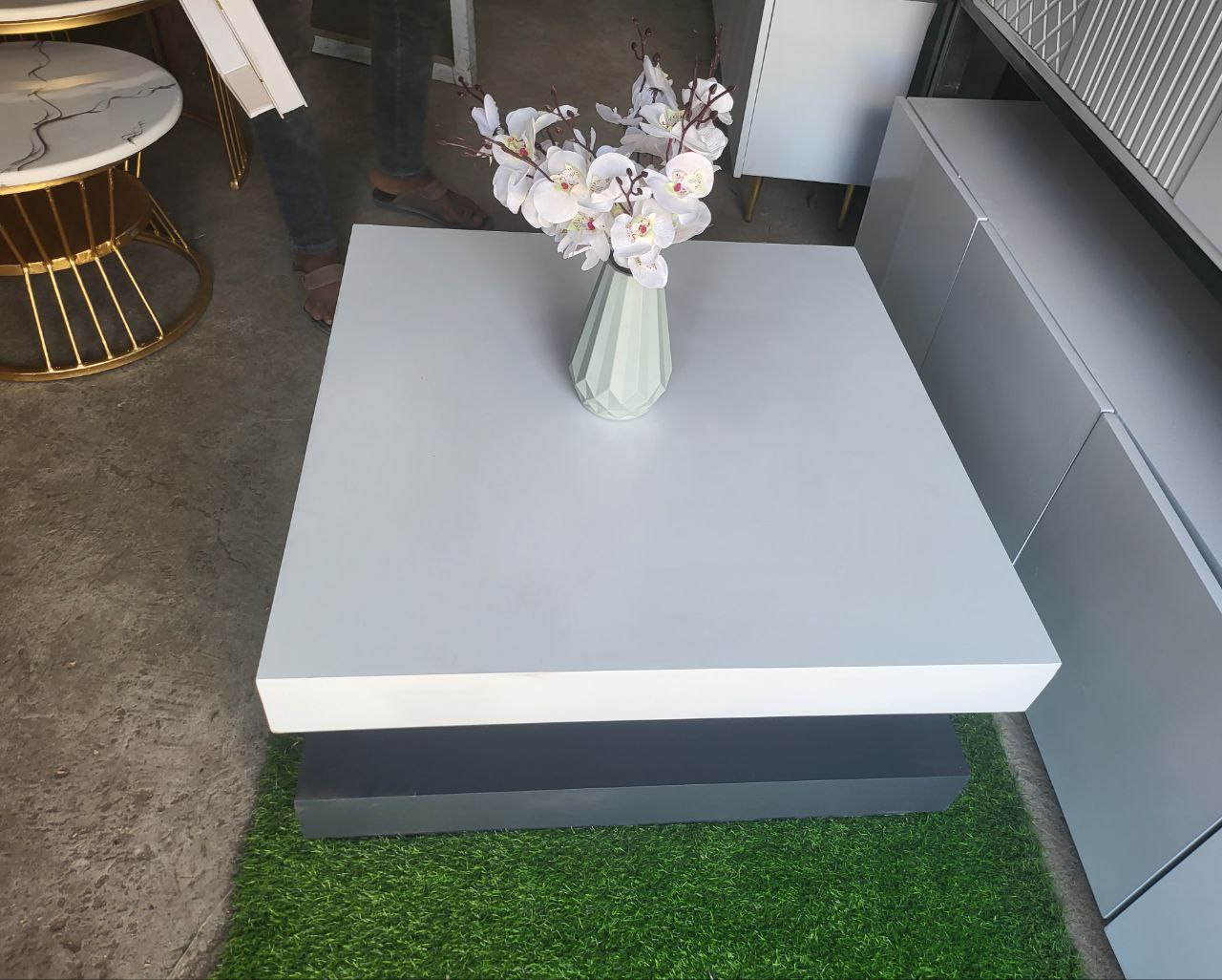 MonDee Square Table