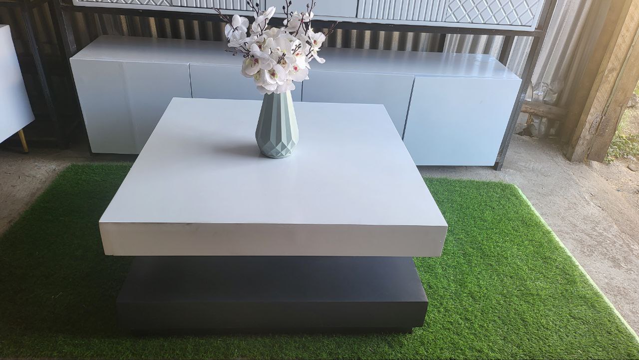 MonDee Square Table