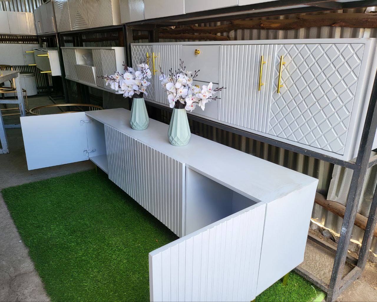Straight Lines White Tv Stand