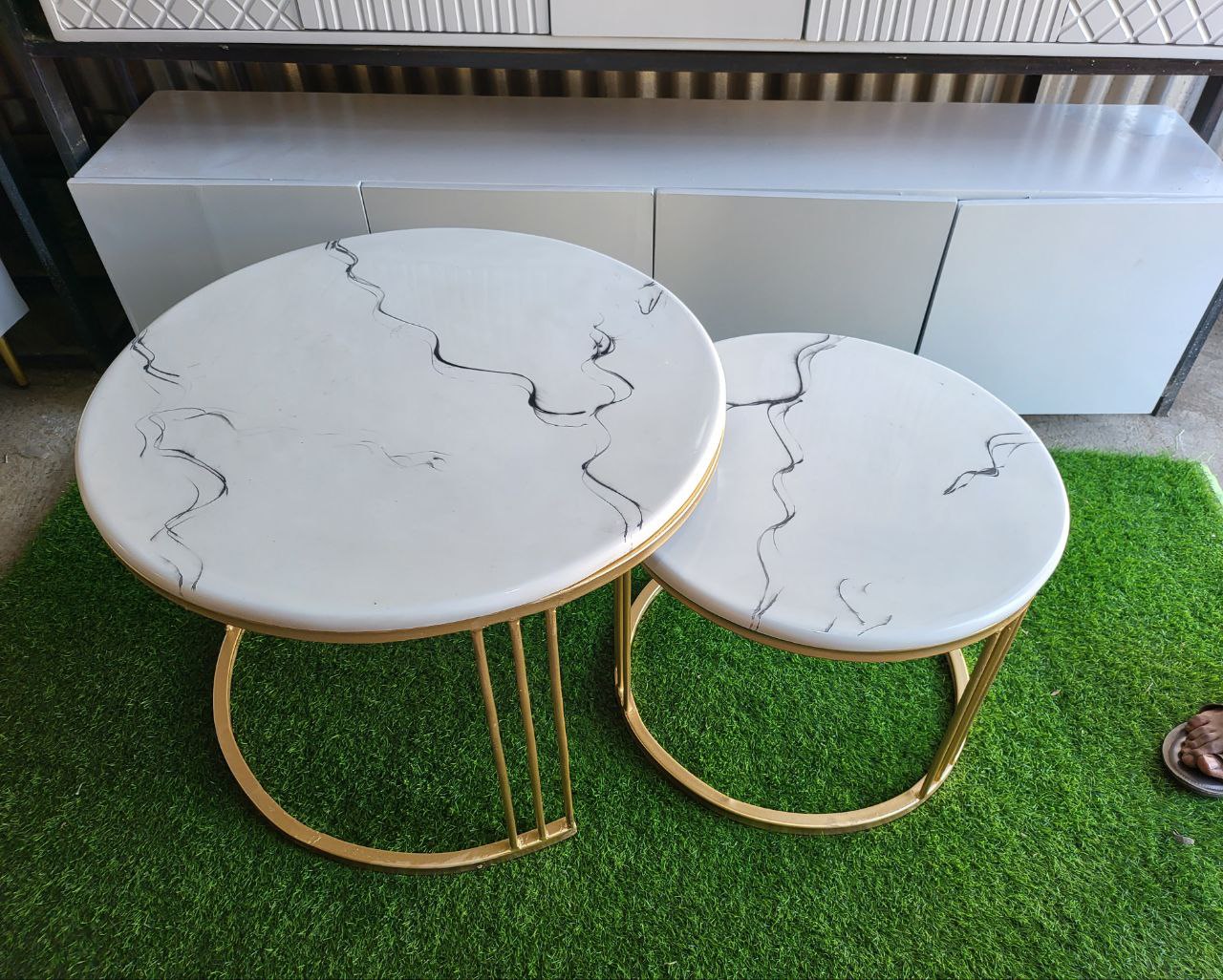 Dee 2 Set Round Coffee Table
