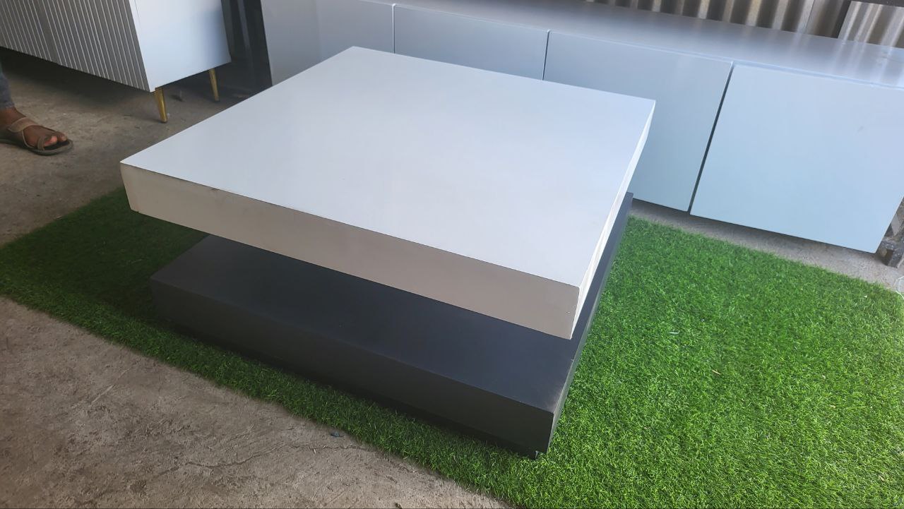 MonDee Square Table