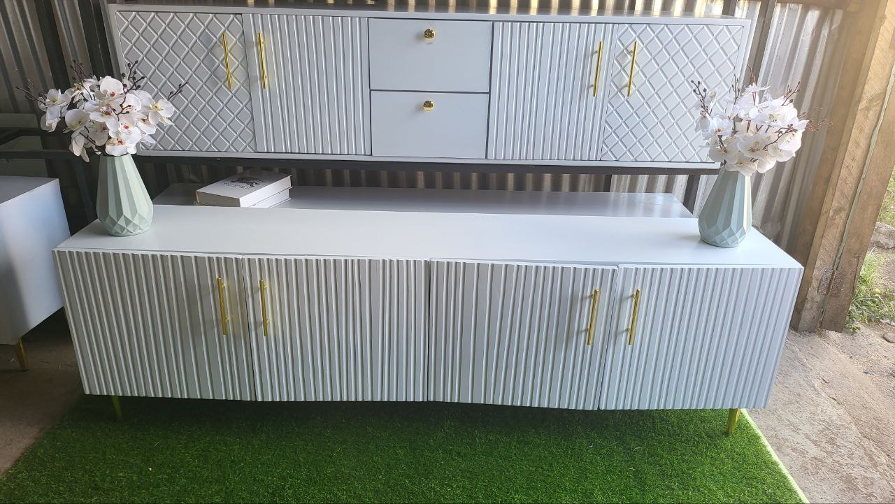 Patterned Tv Set Stand