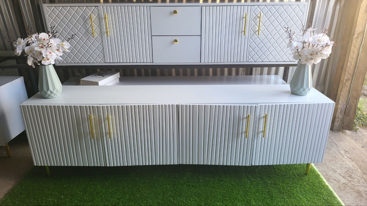 Patterned Tv Set Stand