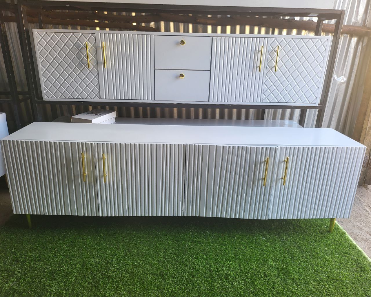 Patterned Tv Set Stand